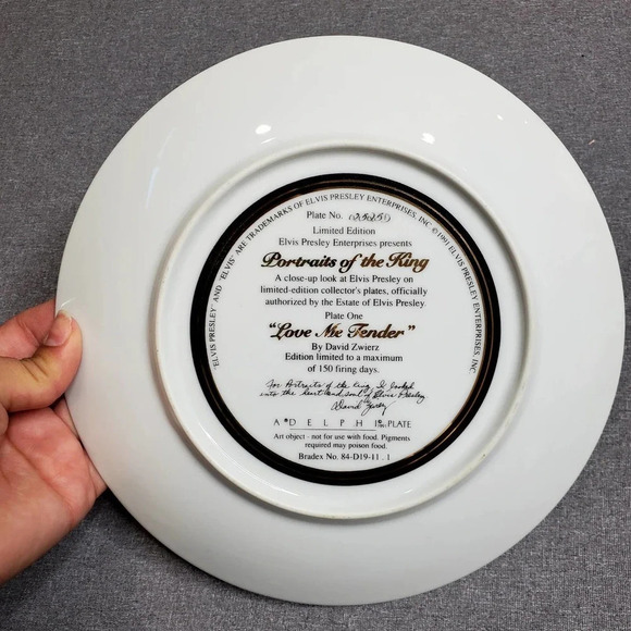 Elvis Presley "Love Me Tender" by David Zwierz Limited Edition Collectors Plate - Picture 2 of 2